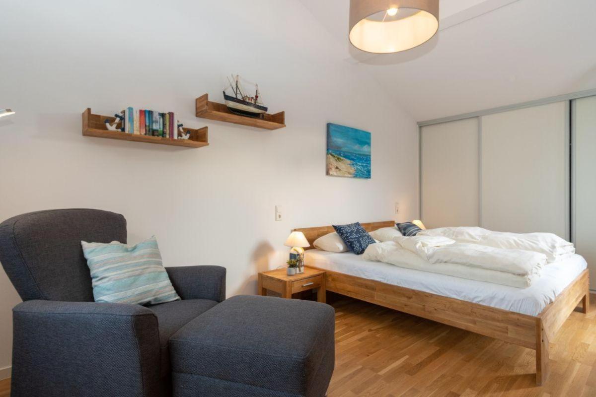Haus-Wilhelmsplatz-Wohnung-Heimathafen Heiligenhafen Exterior foto